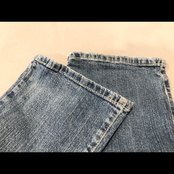 Guess Jeans - Picture 8 of 8